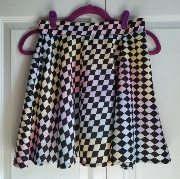 Hot Topic Women's Skirt Small Rainbow Pastel Black Checkered Mini **CLEARANCE** - Picture 4 of 7
